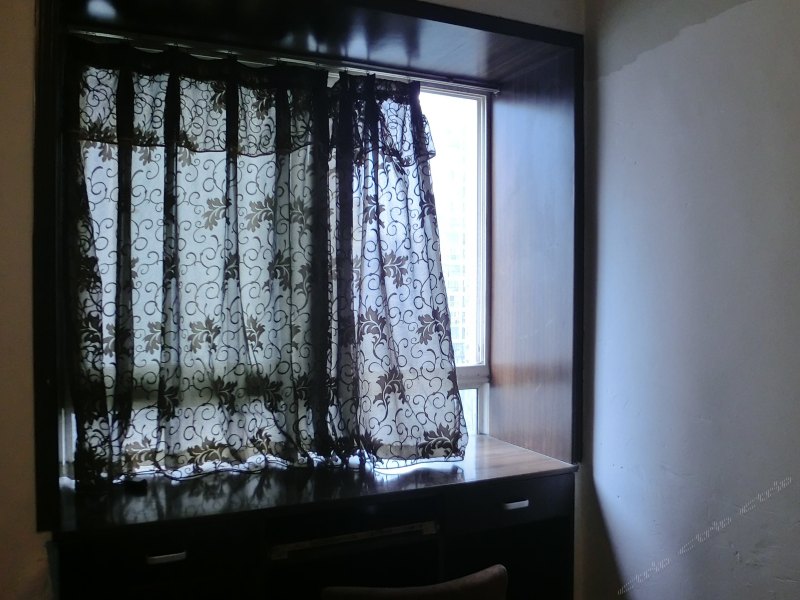 hotelPic