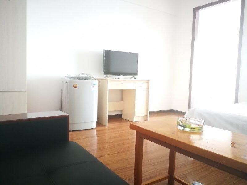 威海海霞海景公寓(林海公园分店)