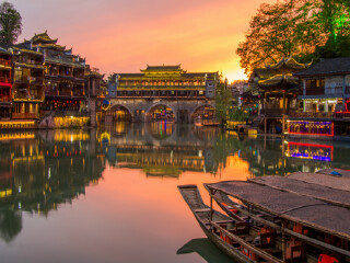 湖南張家界自由行費用_湖南張家界旅游報團價格_2021年湖南張家界旅游團報價