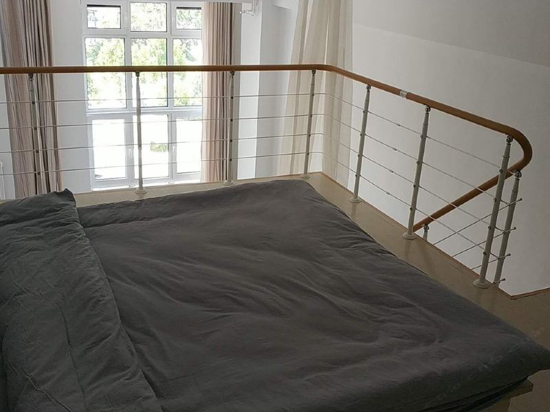 hotelPic