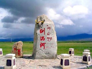 青海团队旅游_春节去青海旅游_青海跟团旅游报价