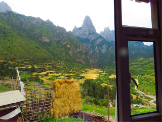 去甘南旅游怎么走_甘南跟团旅行报价_甘南旅游报团多少钱