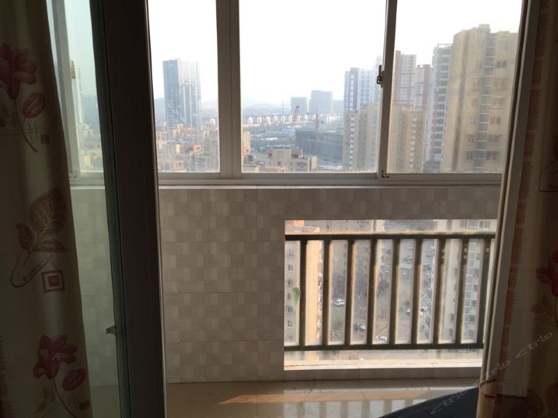 hotelPic