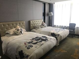新疆自由行还是跟团好_去新疆7天游_旅游去新疆报价
