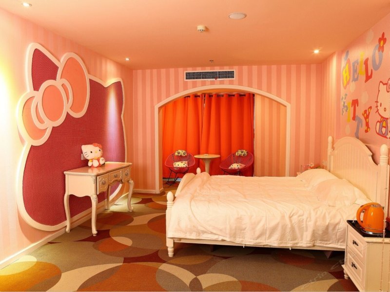 hotelPic