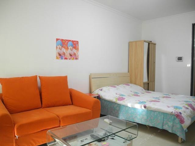 hotelPic