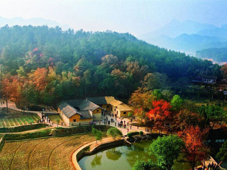 湖南鳳凰古城旅游費用多少_湖南鳳凰古城游組團_湖南鳳凰古城跟團游與自由行