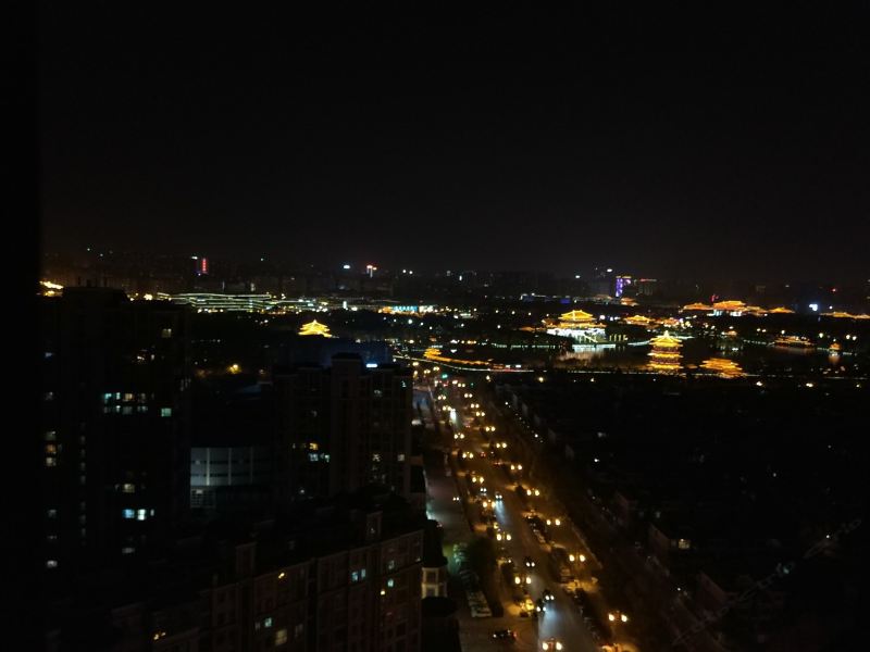 hotelPic