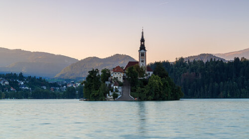 巴尔干半岛克罗地亚斯洛文尼亚波黑黑山13日