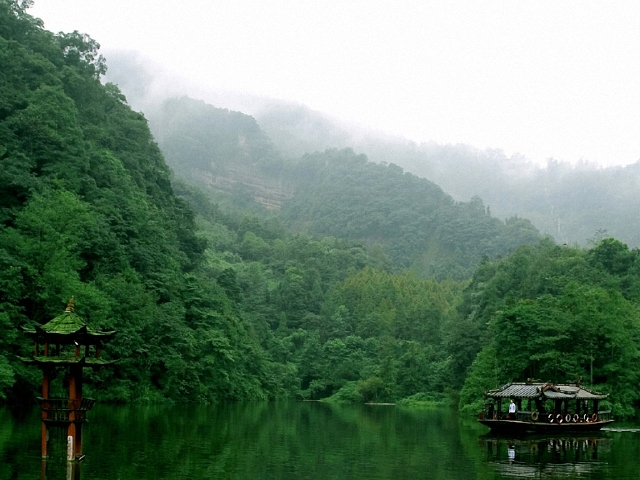 [五一] 成都-都江堰-青城山双飞5日游></p></a>4晚五星级酒店