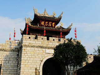 春节期间贵州黄果树旅游_年底贵州黄果树游_贵州黄果树7日旅游报价