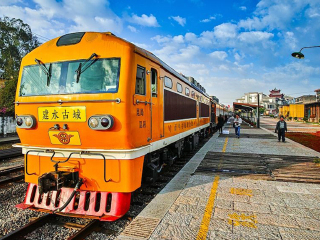 报团旅游昆明_昆明几日跟团旅游_昆明跟团游与自由行