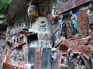 重慶八月份旅游_重慶最佳旅游路線_重慶半自助游