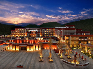 稻城亚丁随团游_稻城亚丁游旅游团_近期到稻城亚丁旅游