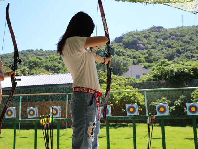 http:\/\/www.tuniu.com\/custom\/210600502