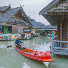 芭提雅四方水上市场