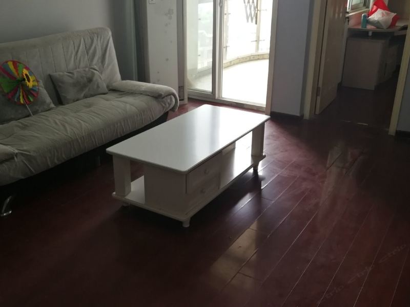 武汉白露公寓(甘道夫游乐场分店)