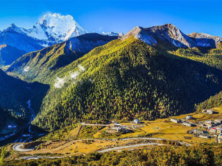 四川稻城亞丁五日游團(tuán)_四川稻城亞丁雙人旅游價(jià)格_四川稻城亞丁旅游報(bào)跟團(tuán)