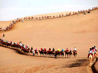新疆旅游團(tuán)報(bào)價(jià)2021_新疆旅游多少錢(qián)一個(gè)人_新疆游組團(tuán)