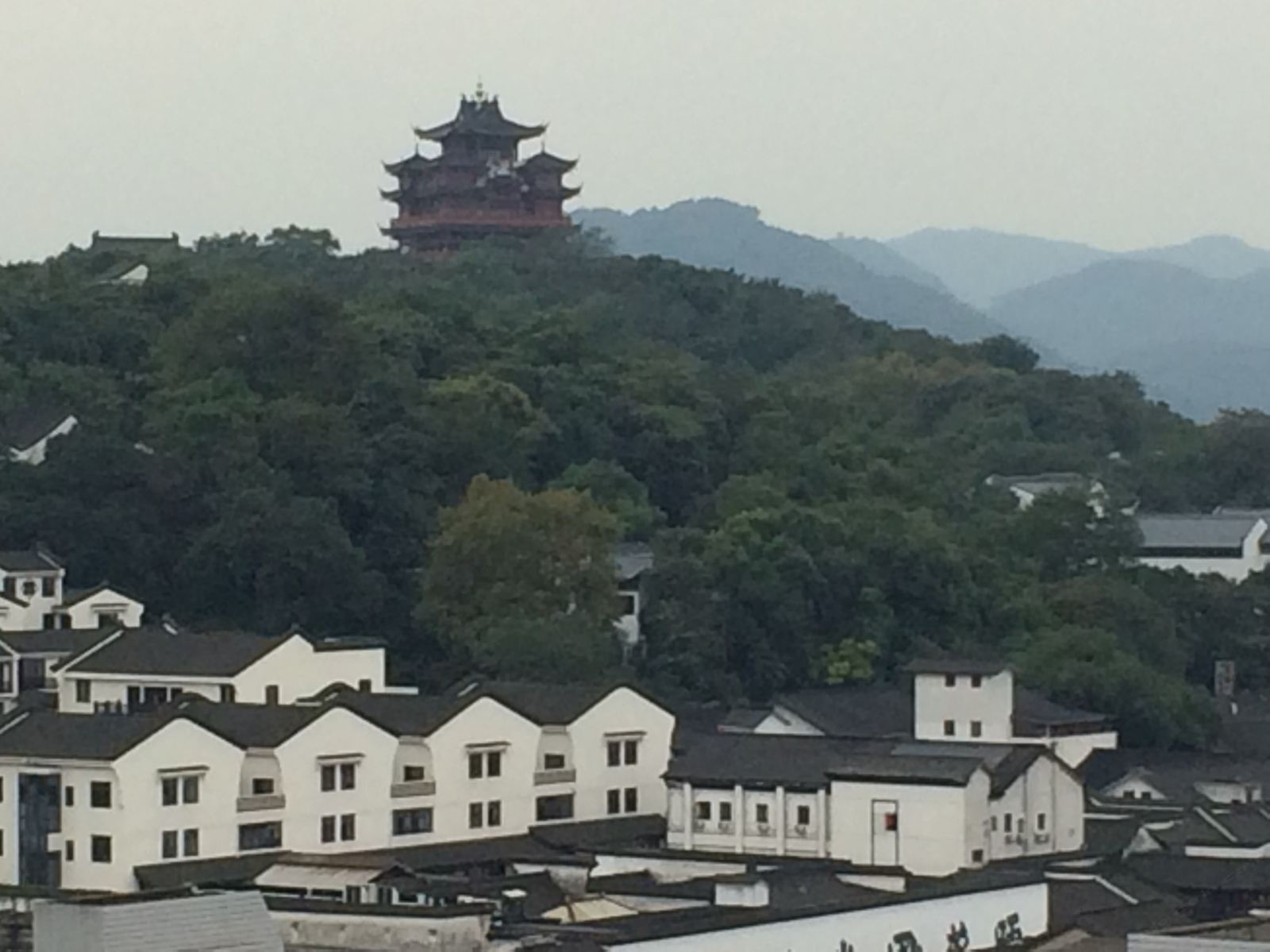 杭州看得见西湖山水的公寓