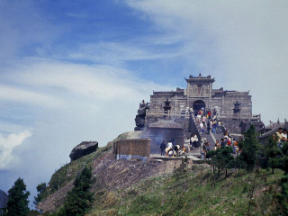 湖南韶山游花多少錢_湖南韶山報團旅游多少錢_湖南韶山旅游團報價自由行