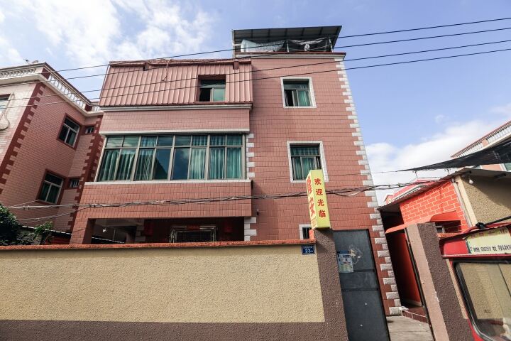 厦门北站隆安客栈