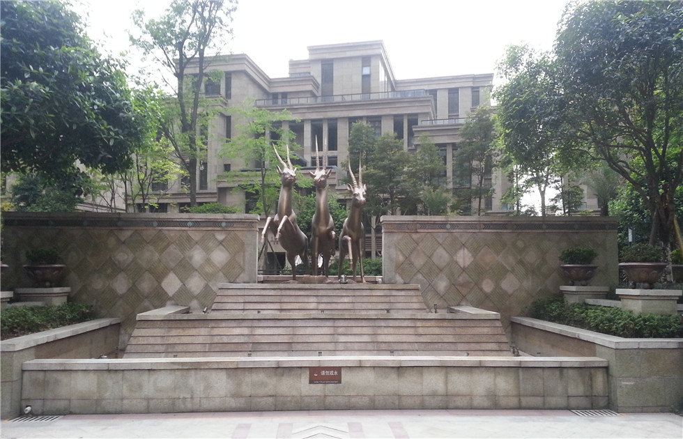 成都万象城温馨酒店公寓