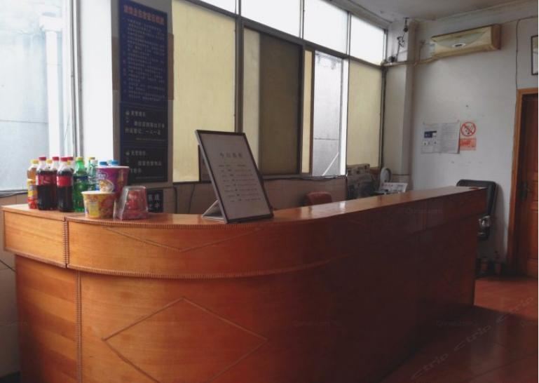 成都自由空间商务酒店