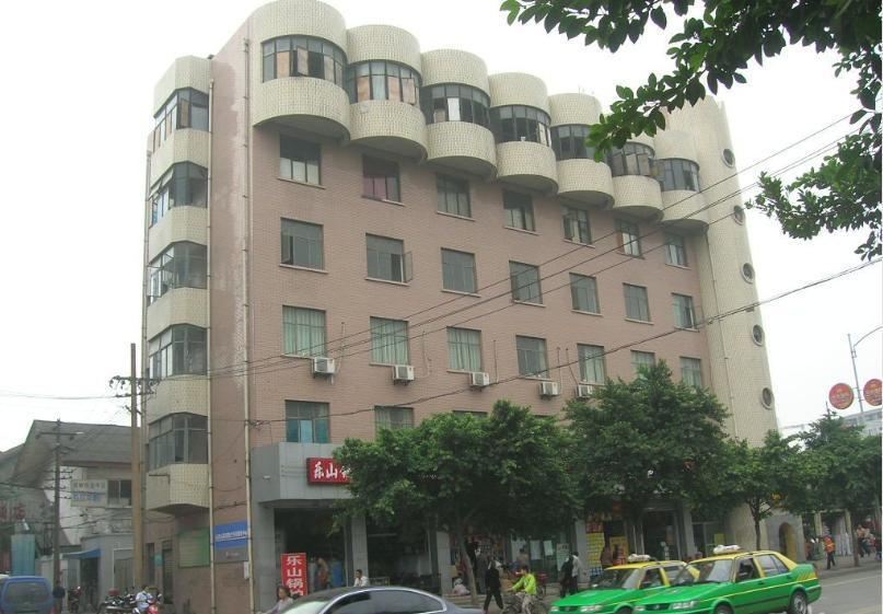 奇缘家庭公寓(成都洞子口店)