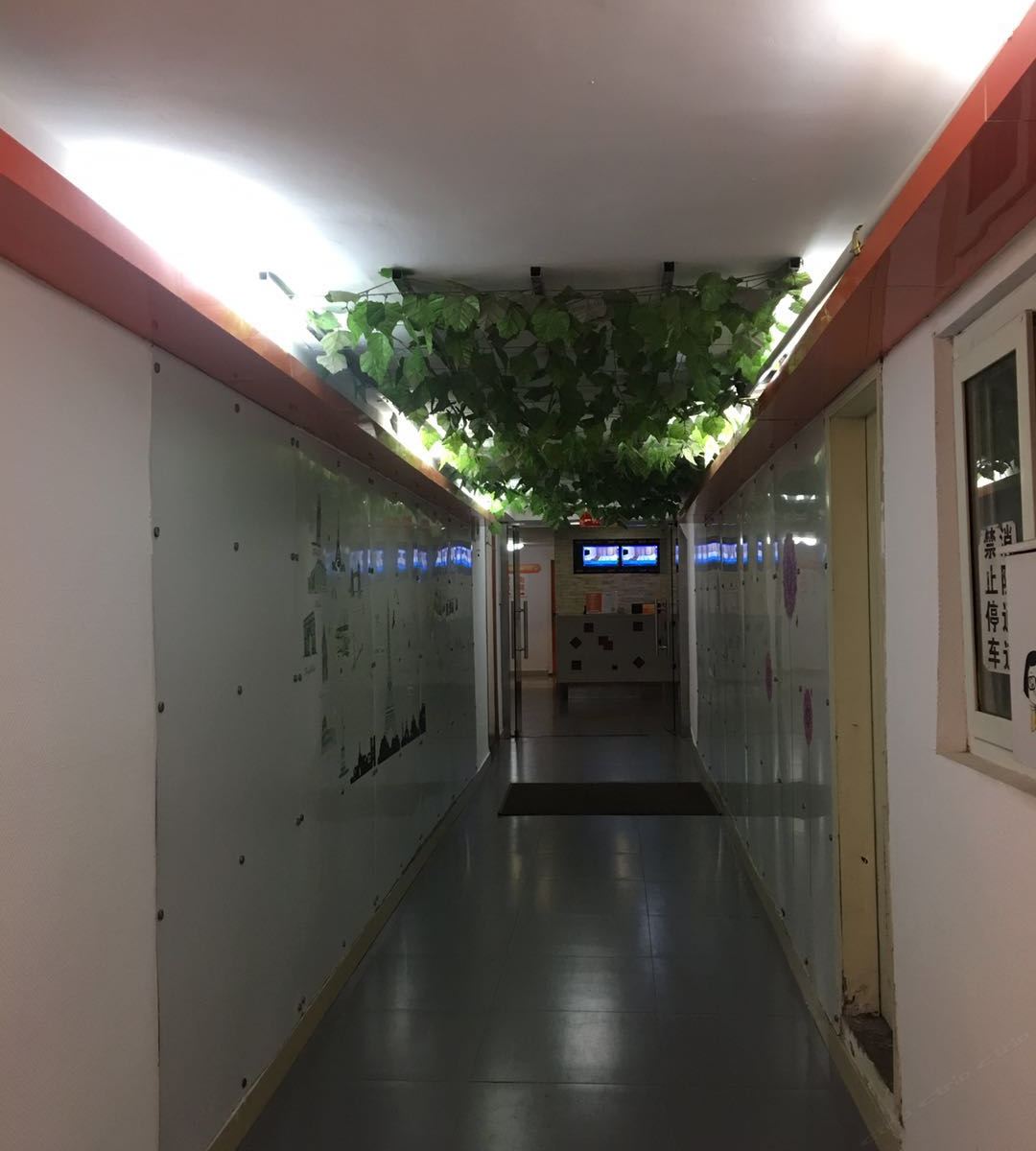 特价大床房B