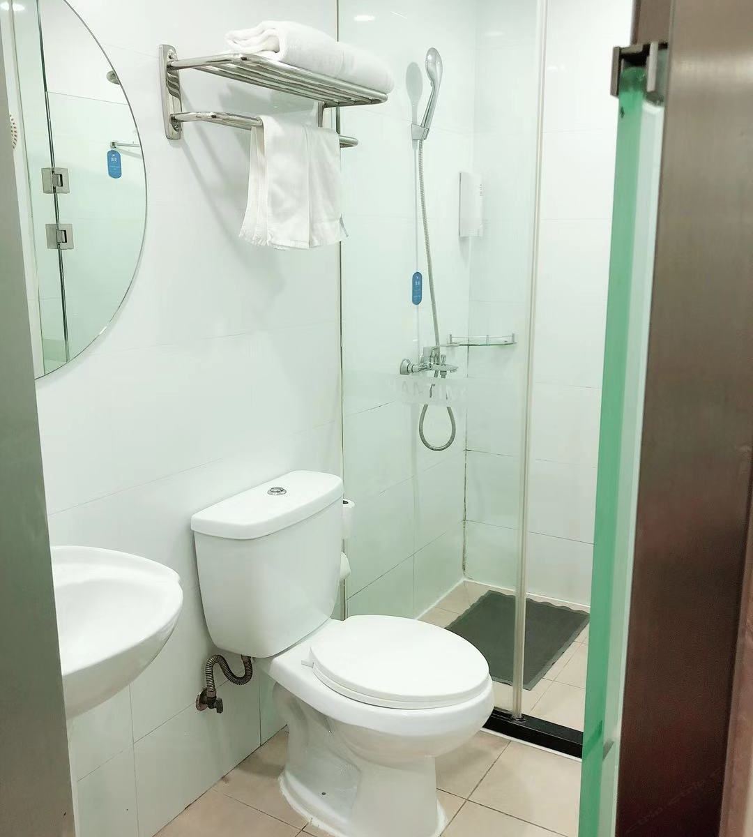 高级大床房