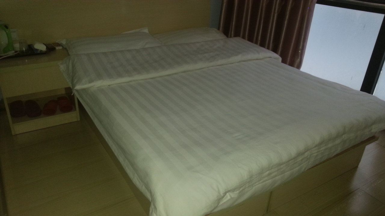 大床房