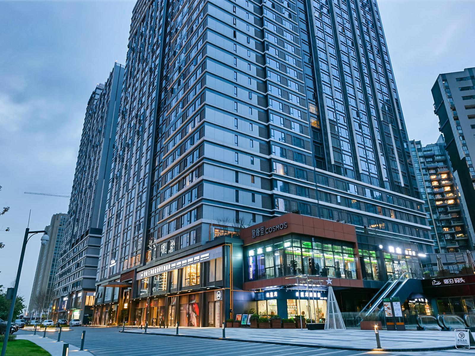维福顿酒店(成都金融城会展中心店)
