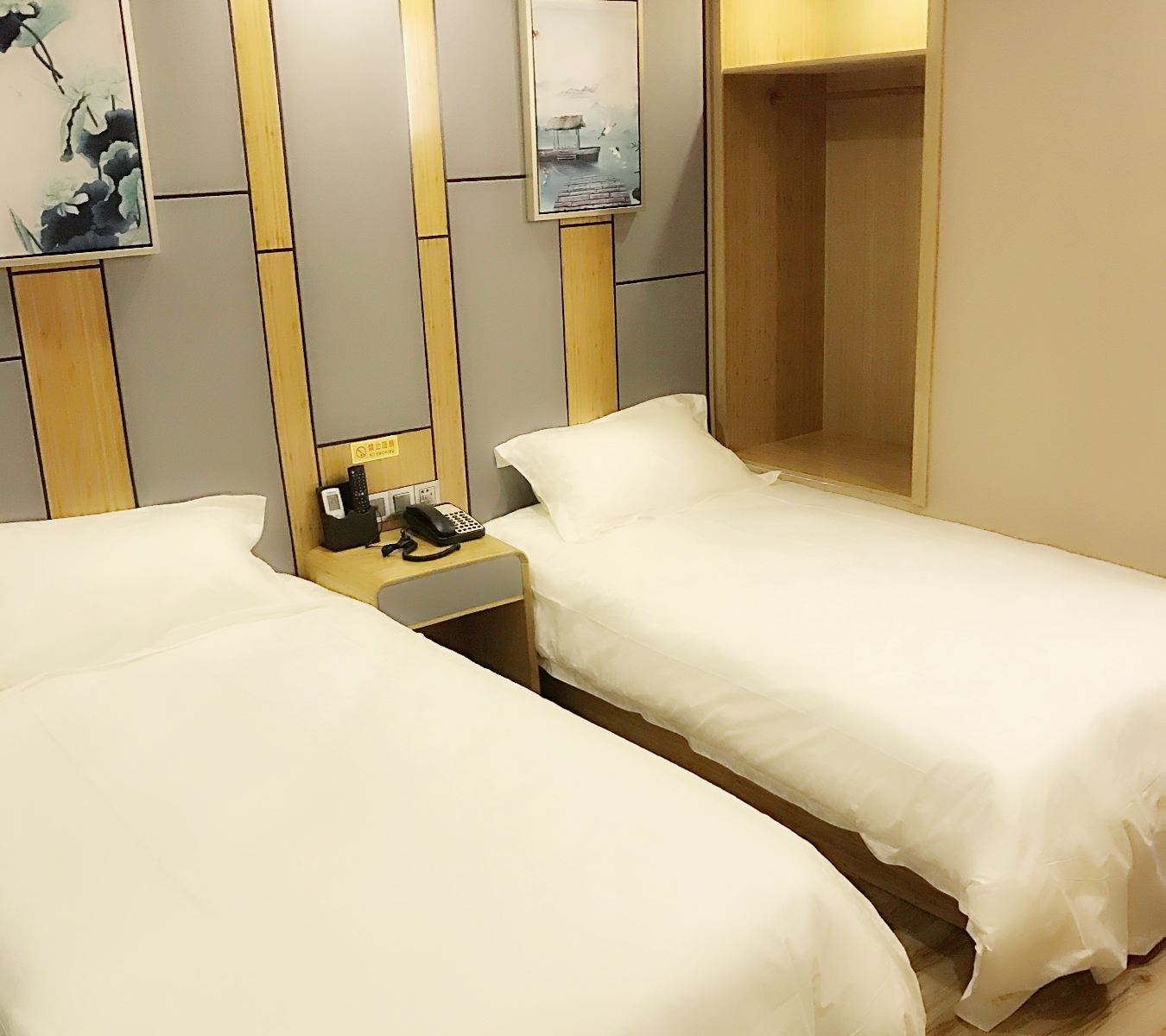 精致双床房