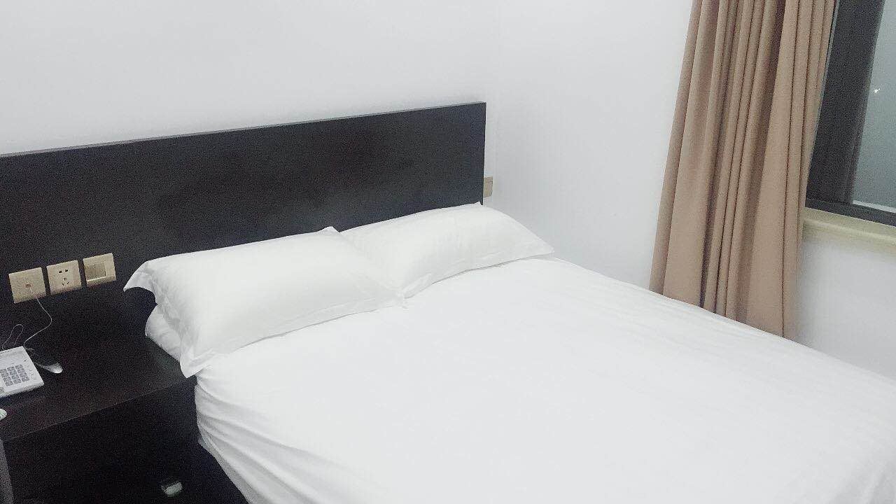 大床房