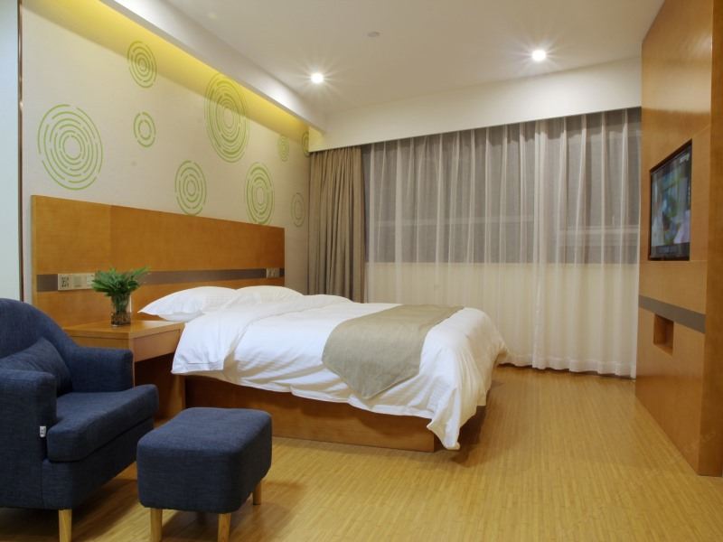 高级大床房