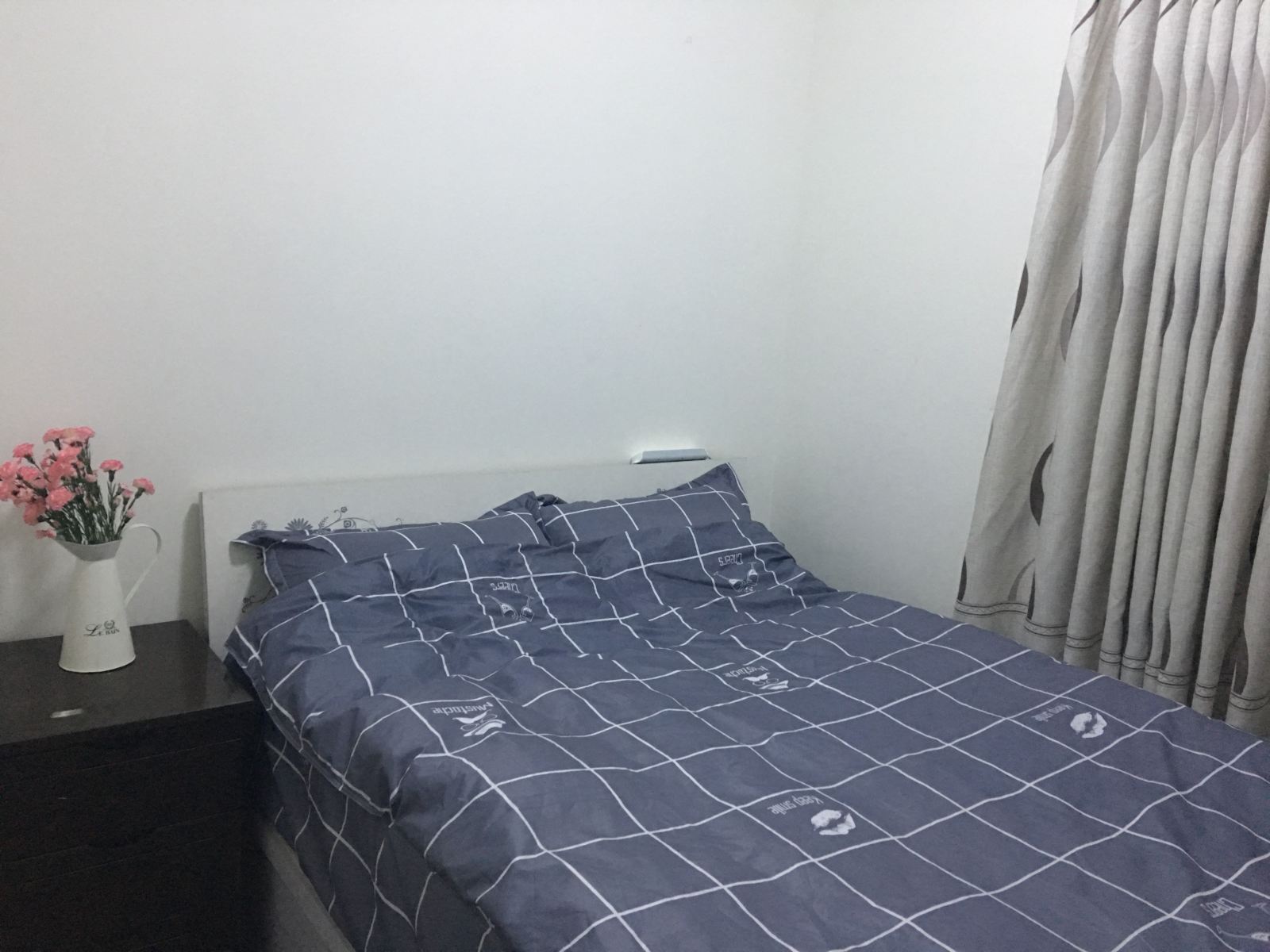 女生大床房