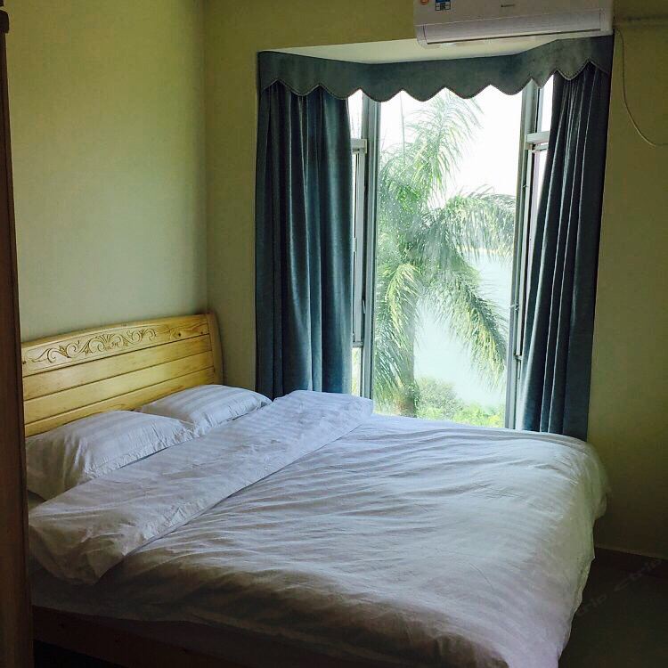两房一厅无敌海景马拉松主题房