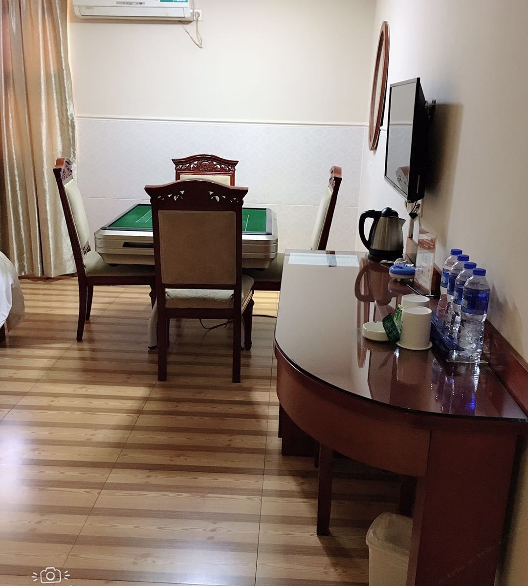 高级大床房