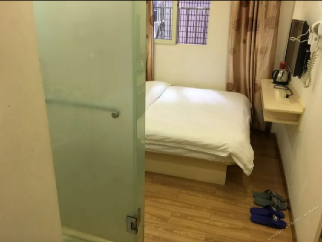 豪华单人间