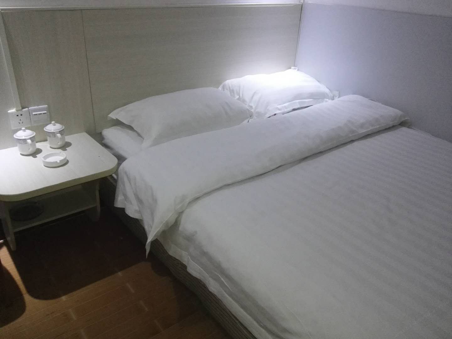 情侣房
