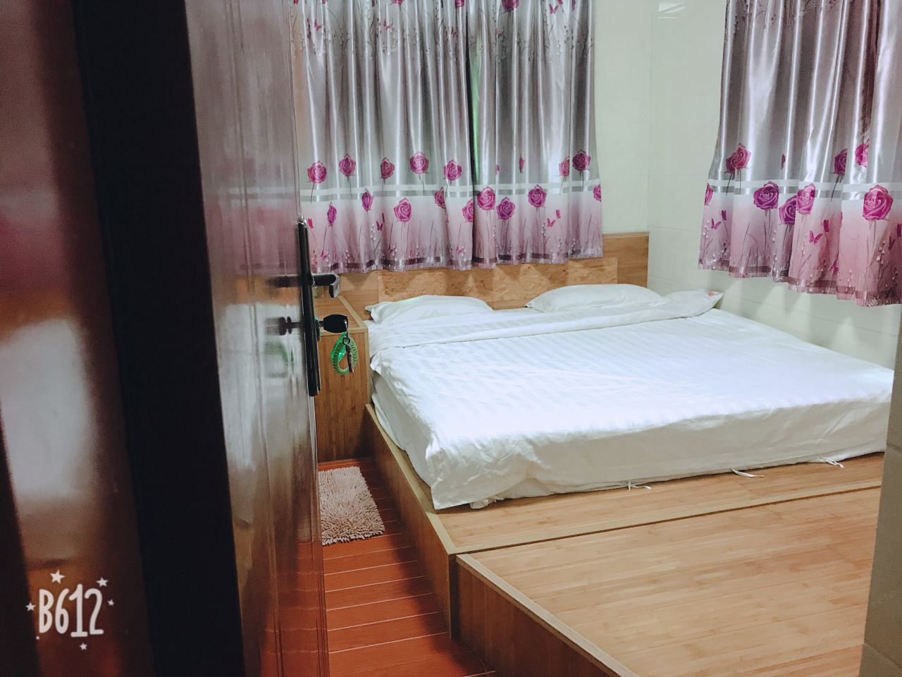 豪华榻榻米大床房