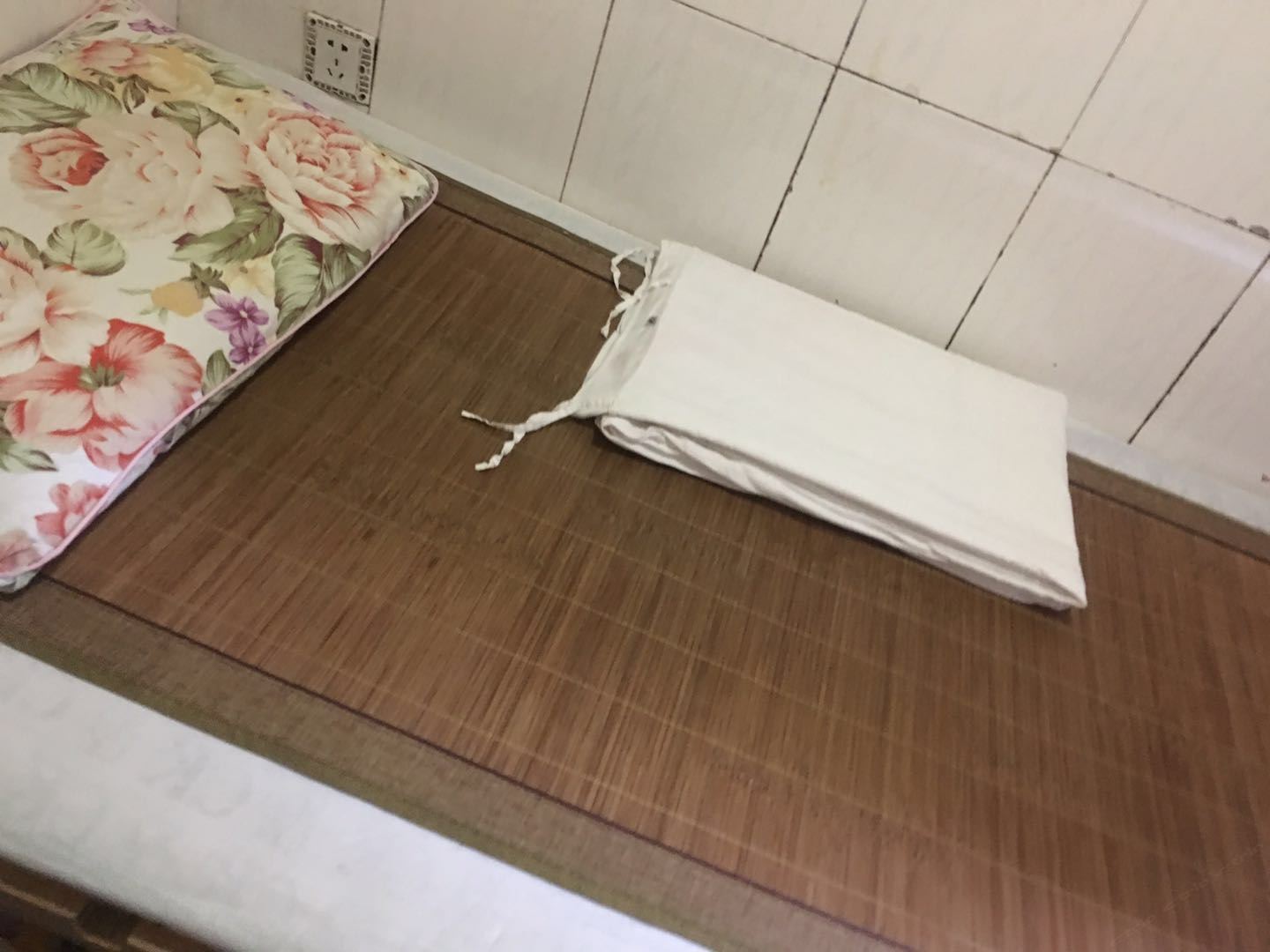 迷你单人间