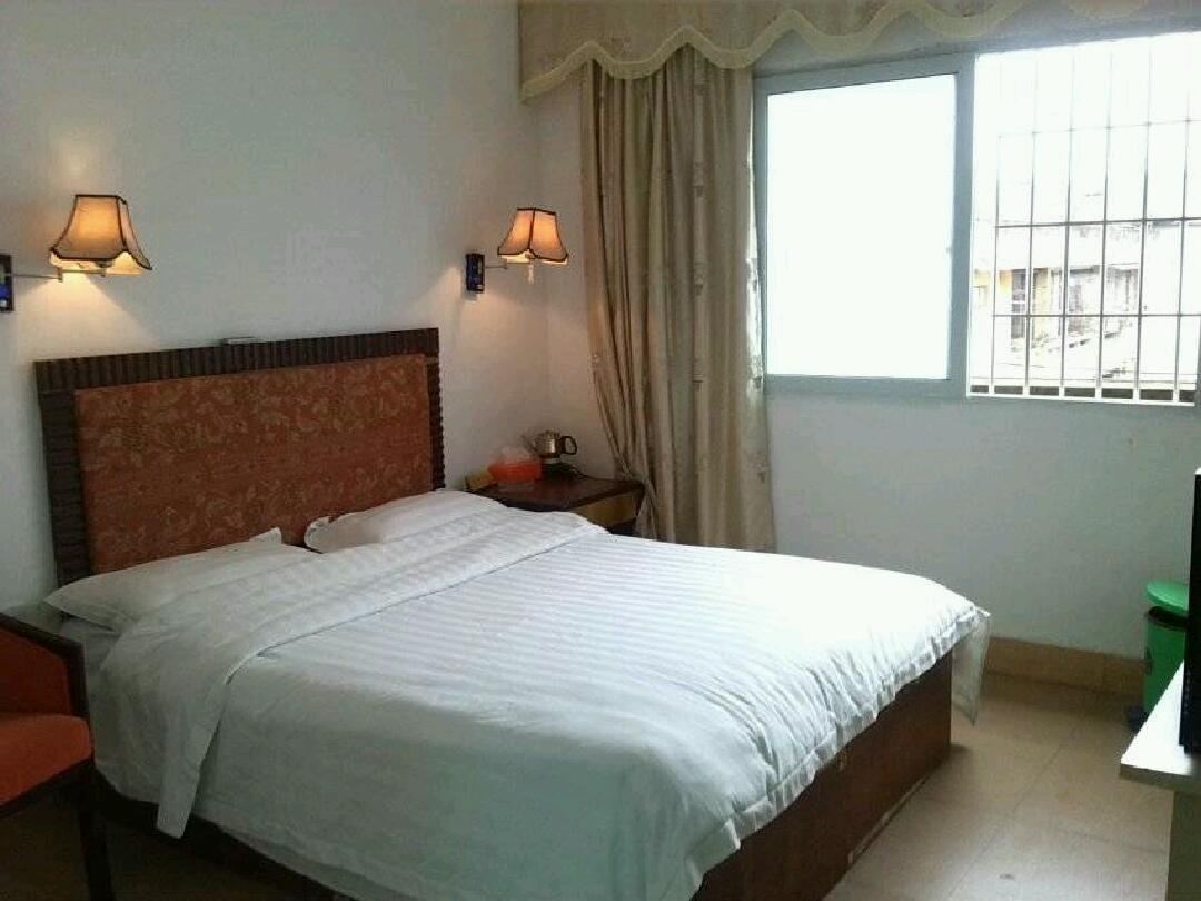 特惠单床房