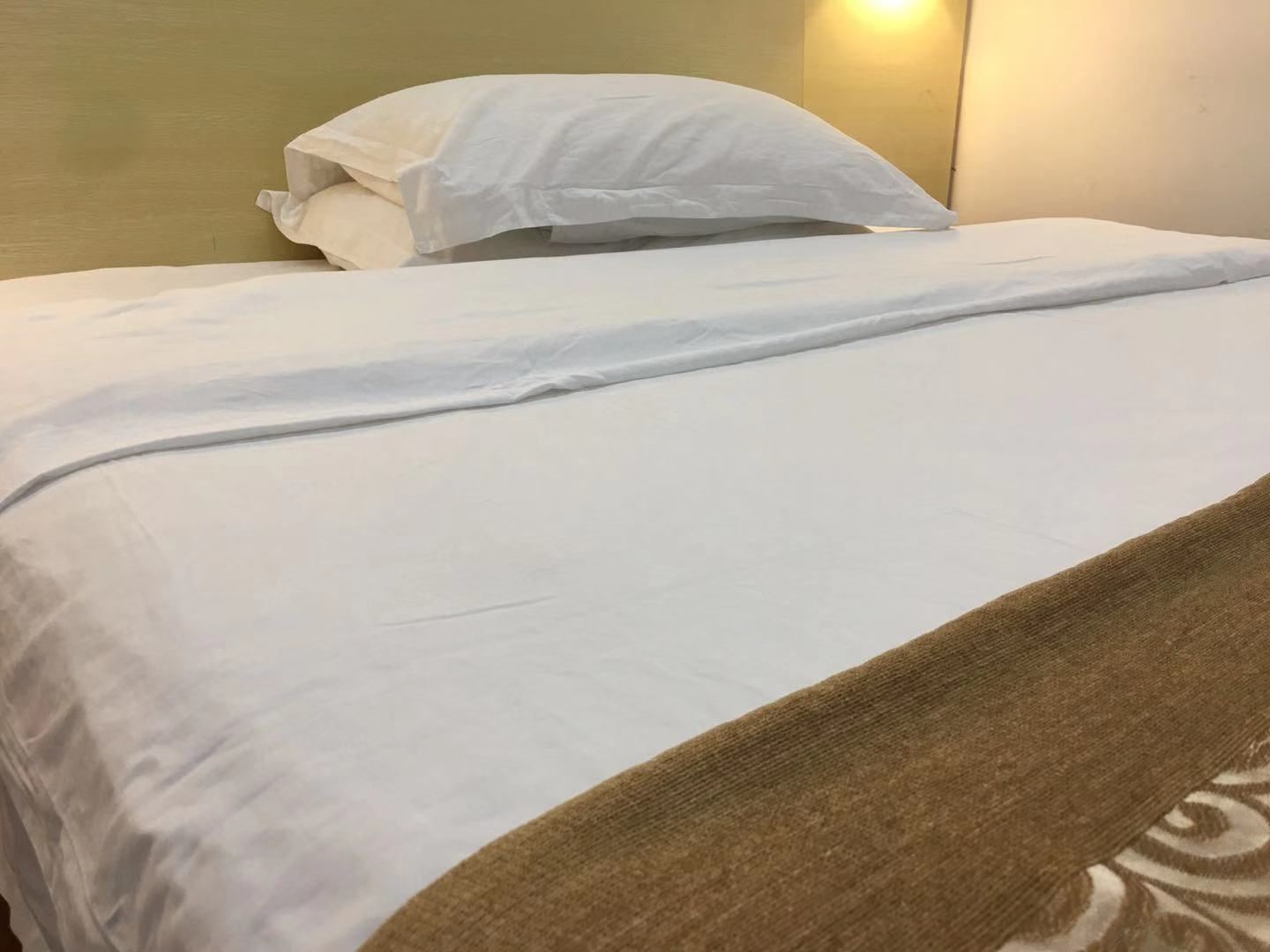 豪华大床房