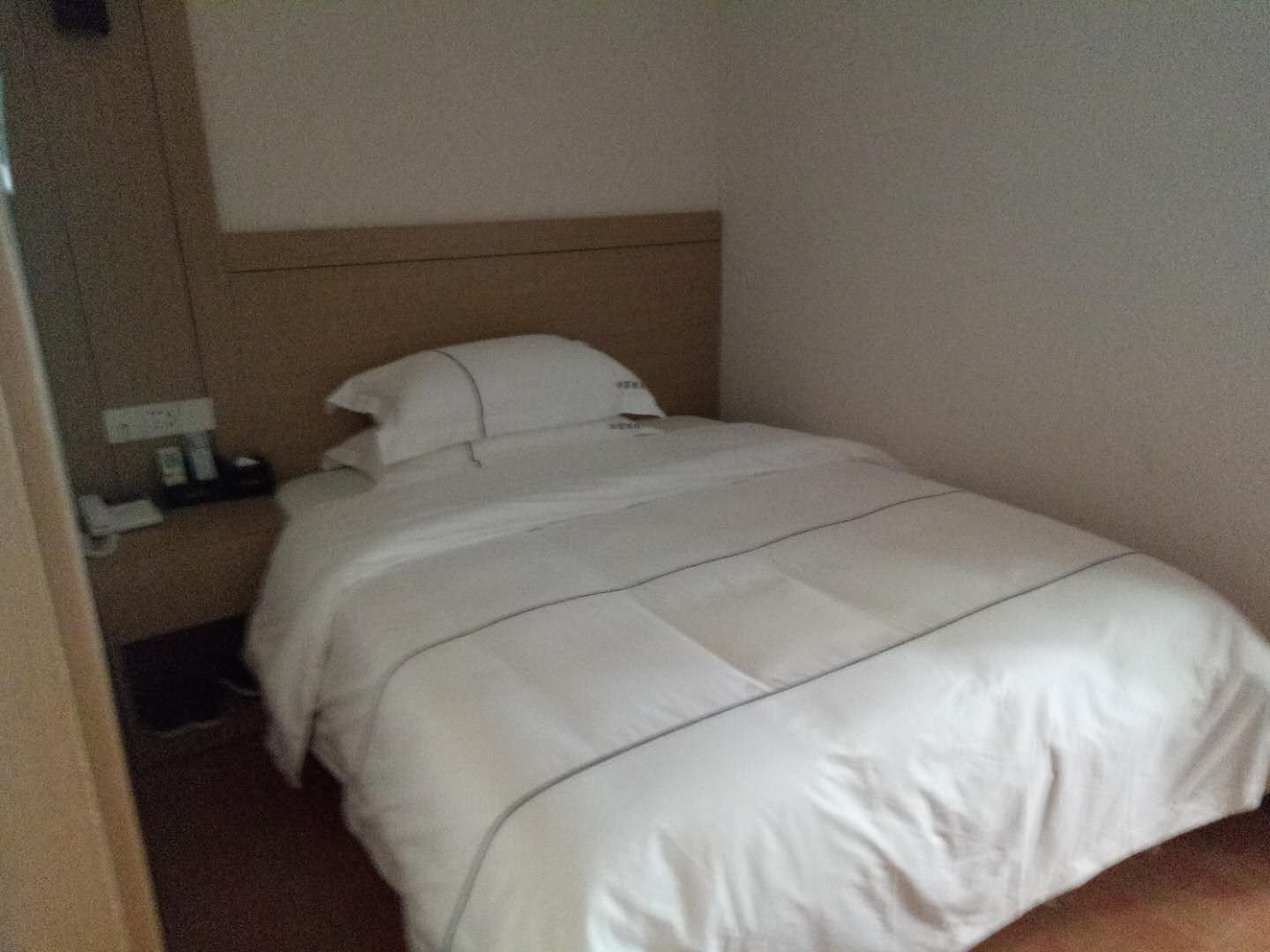 标准大床房