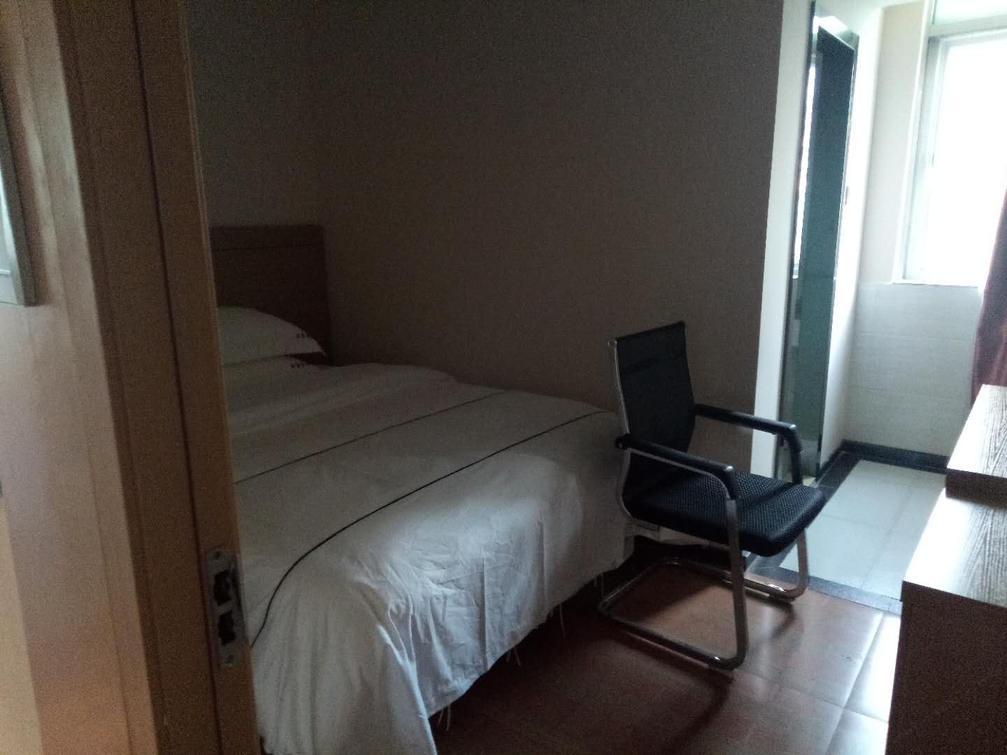 标准大床房