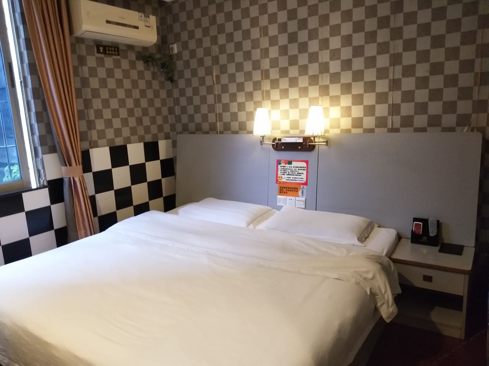高级大床房