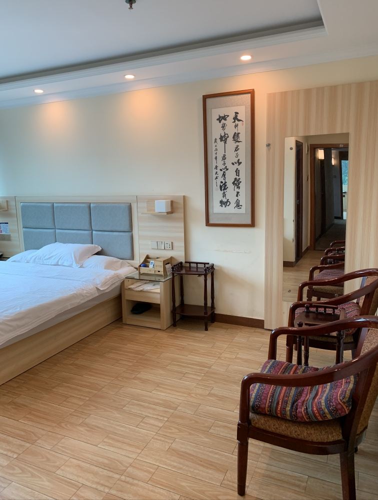 商务大床房