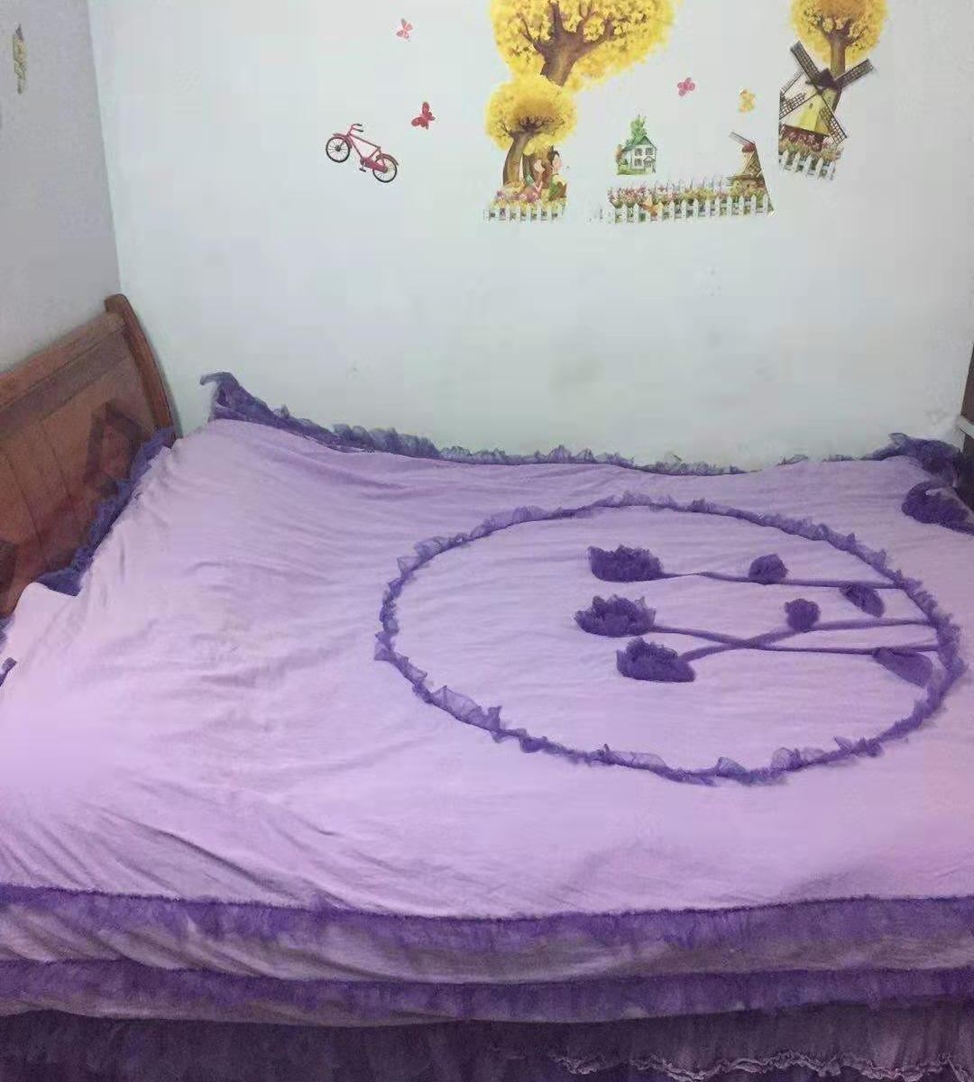 标准大床房